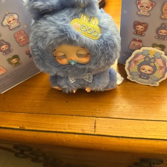 Blue Stars Bunny from the Cureplaneta Duoduo Lucky Delivery Series - Picture 4 of 10